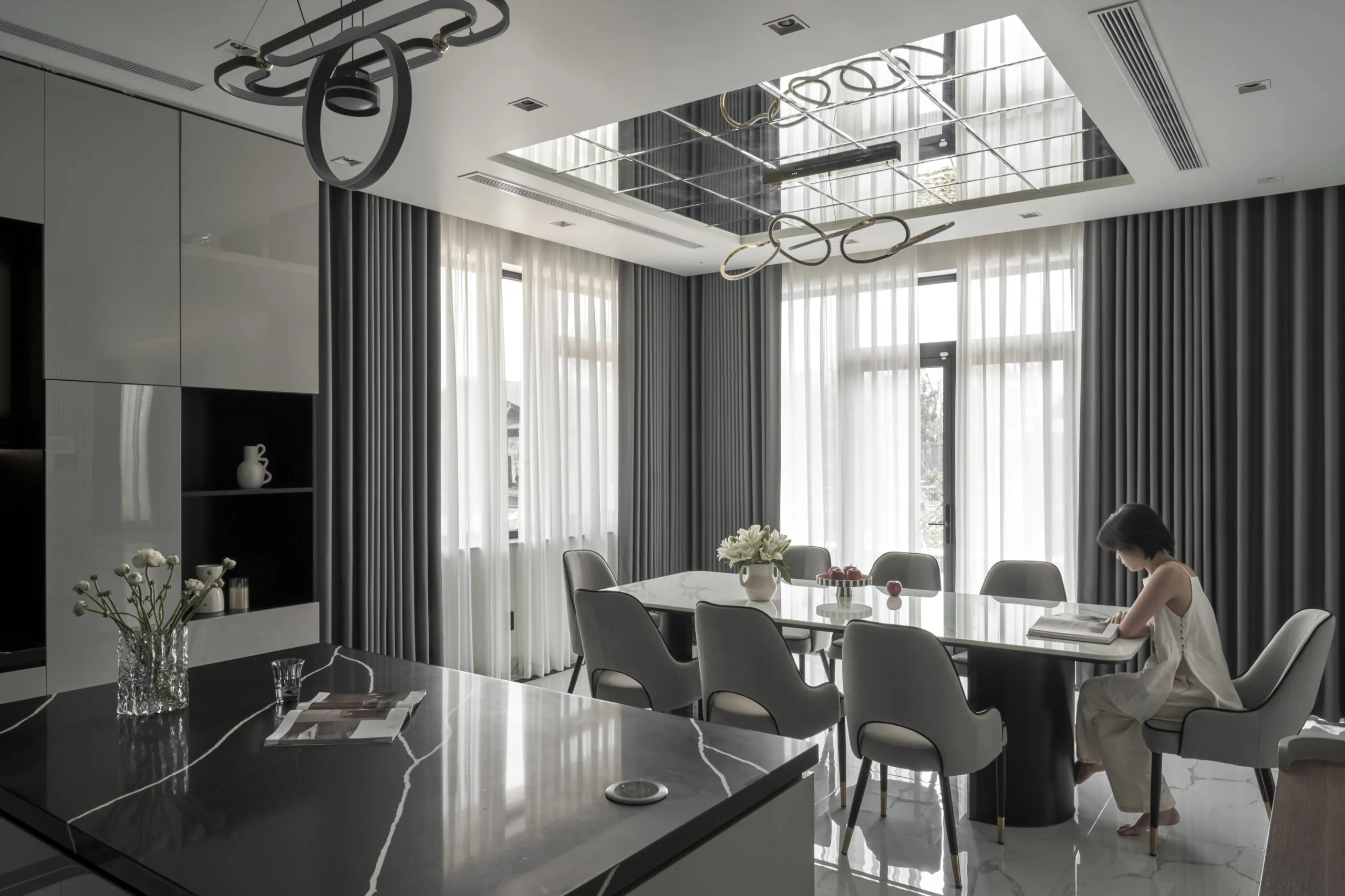 Top Thiết Kế Tủ Bếp Gỗ Phủ Melamine Hiện Đại: Thiết Kế Tinh Tế Với Đường Nét Tối Giản 17 082 1