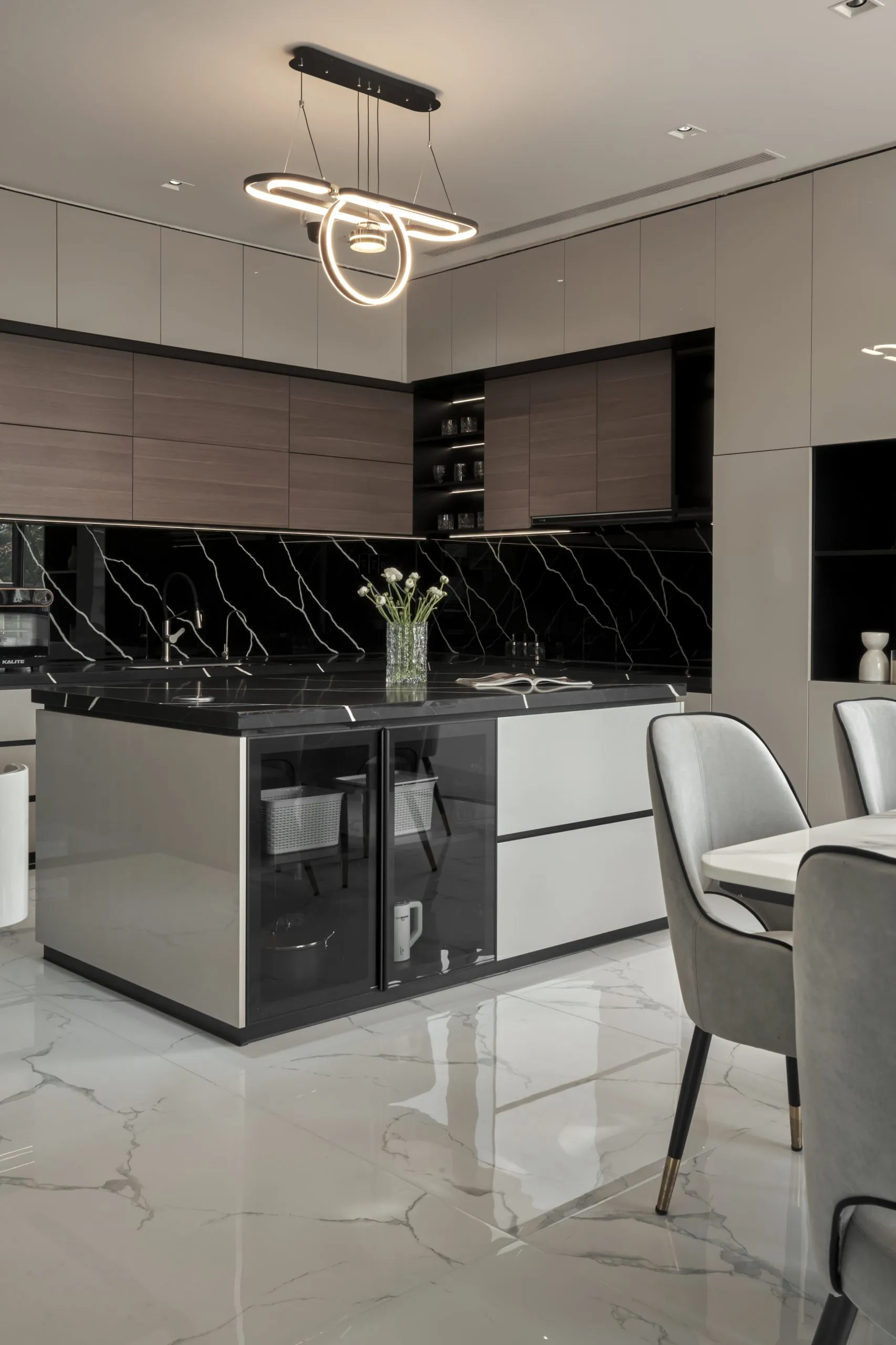 Top Thiết Kế Tủ Bếp Gỗ Phủ Acrylic: Vẻ Đẹp Sang Trọng Bền Vững Theo Thời Gian 6 094 2