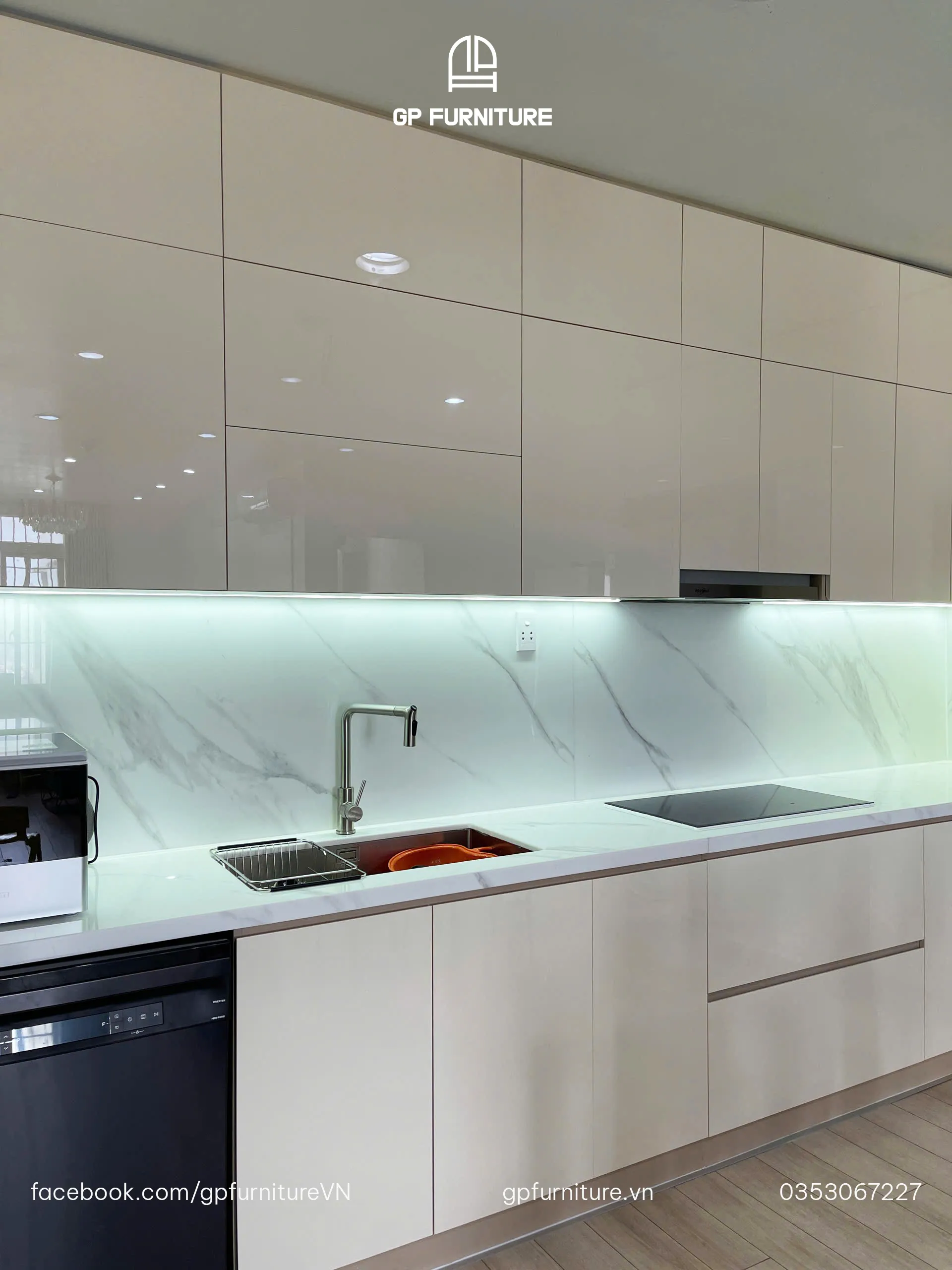 Top Thiết Kế Tủ Bếp Gỗ Phủ Acrylic: Vẻ Đẹp Sang Trọng Bền Vững Theo Thời Gian 45 B