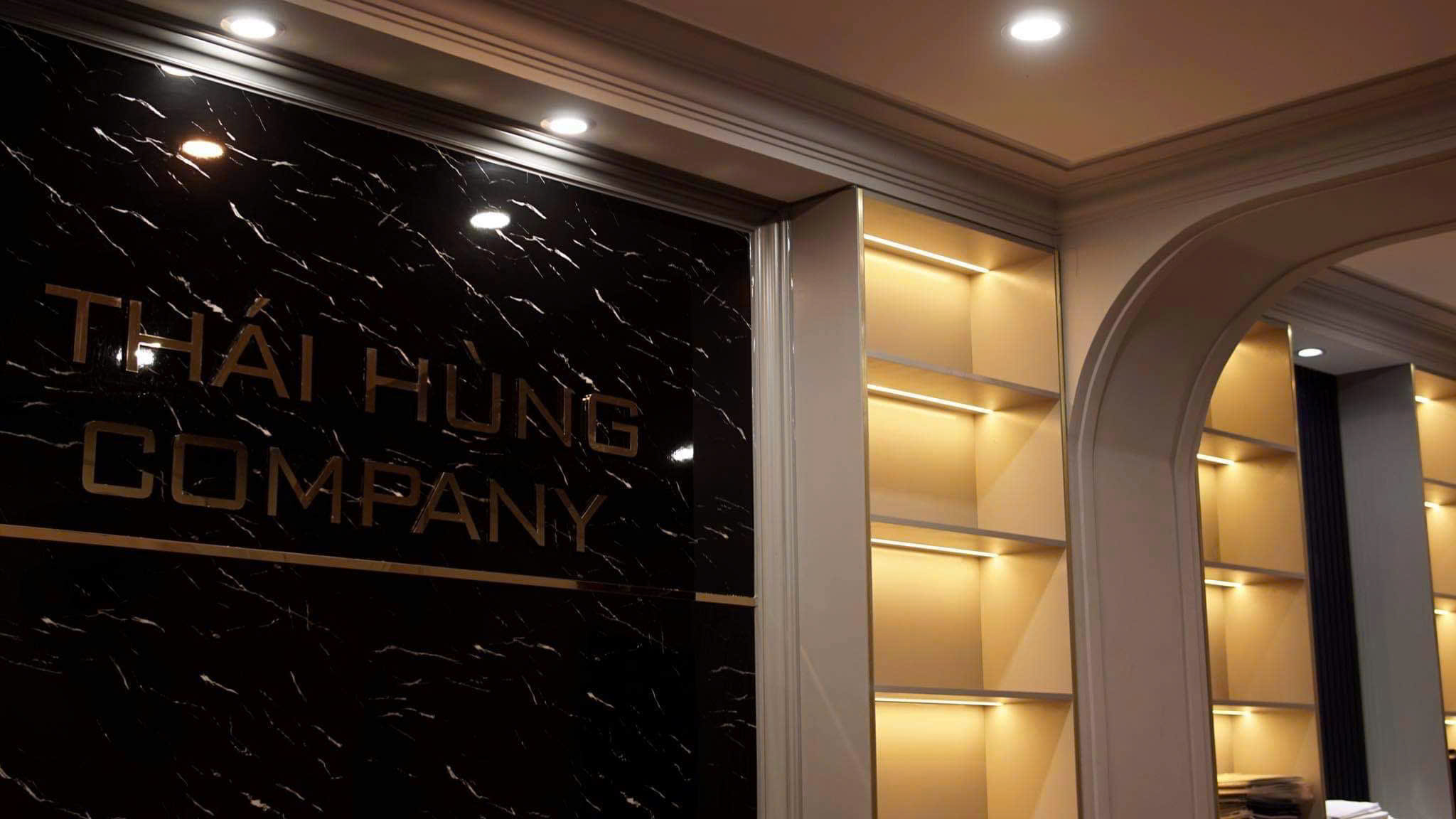 Thiết Kế Và Thi Công Nội Thất Văn Phòng Giám Đốc - Thái Hùng Office, Quận 12 9 Z5959805566856_c6878f92bef81e911a8dc54280482daa