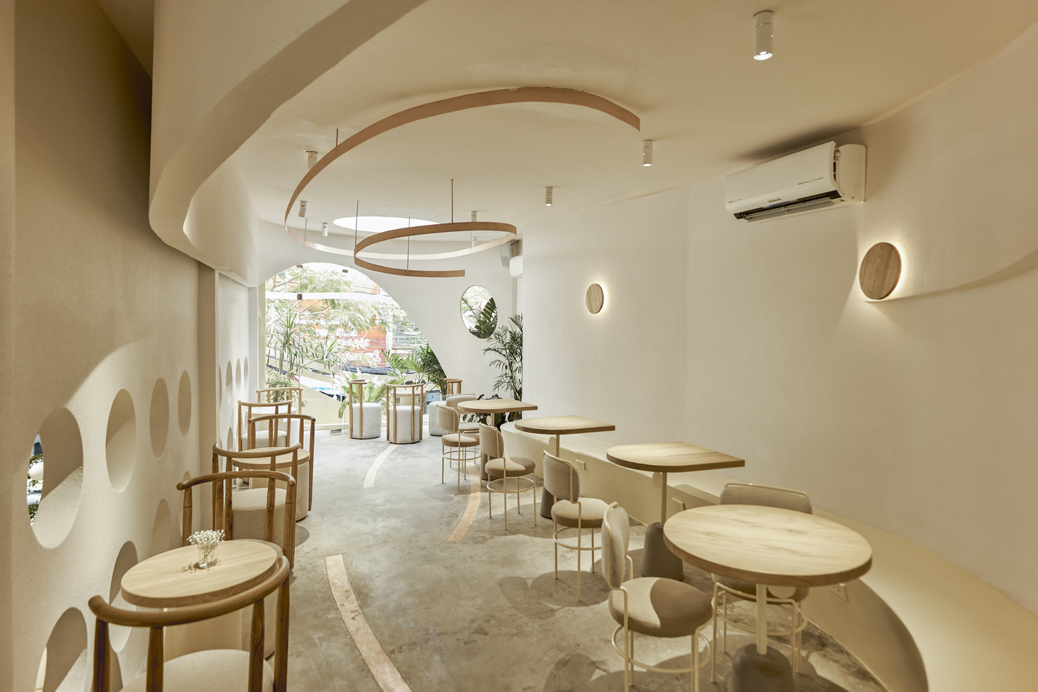 cafe minimalist
