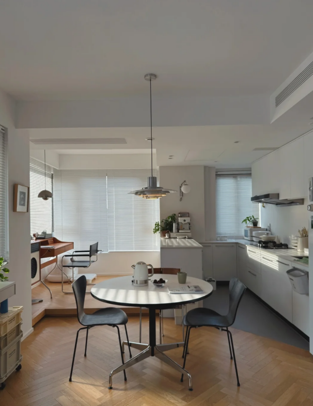 mid-century modern