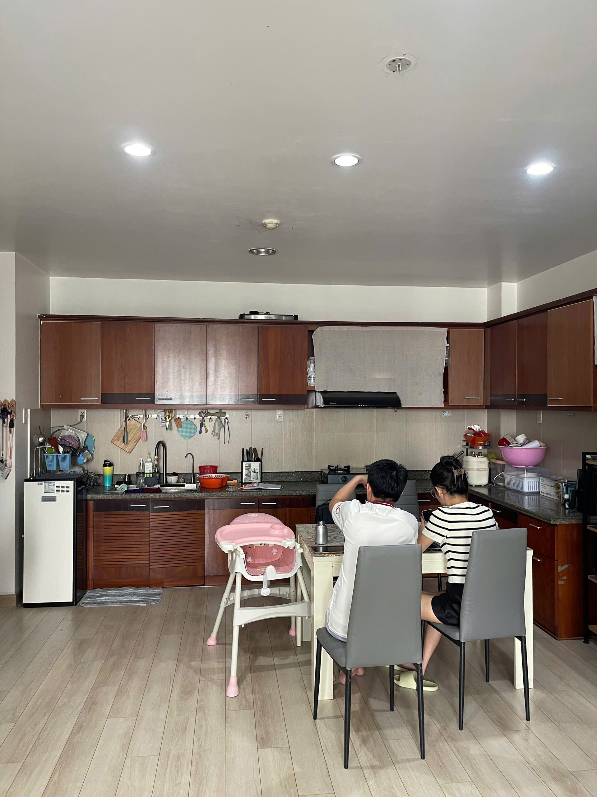 Gói Tủ Bếp Cao Cấp 40 bếp gỗ công nghiệp acrylic - gói tủ bếp cao cấp tubepgp.vn