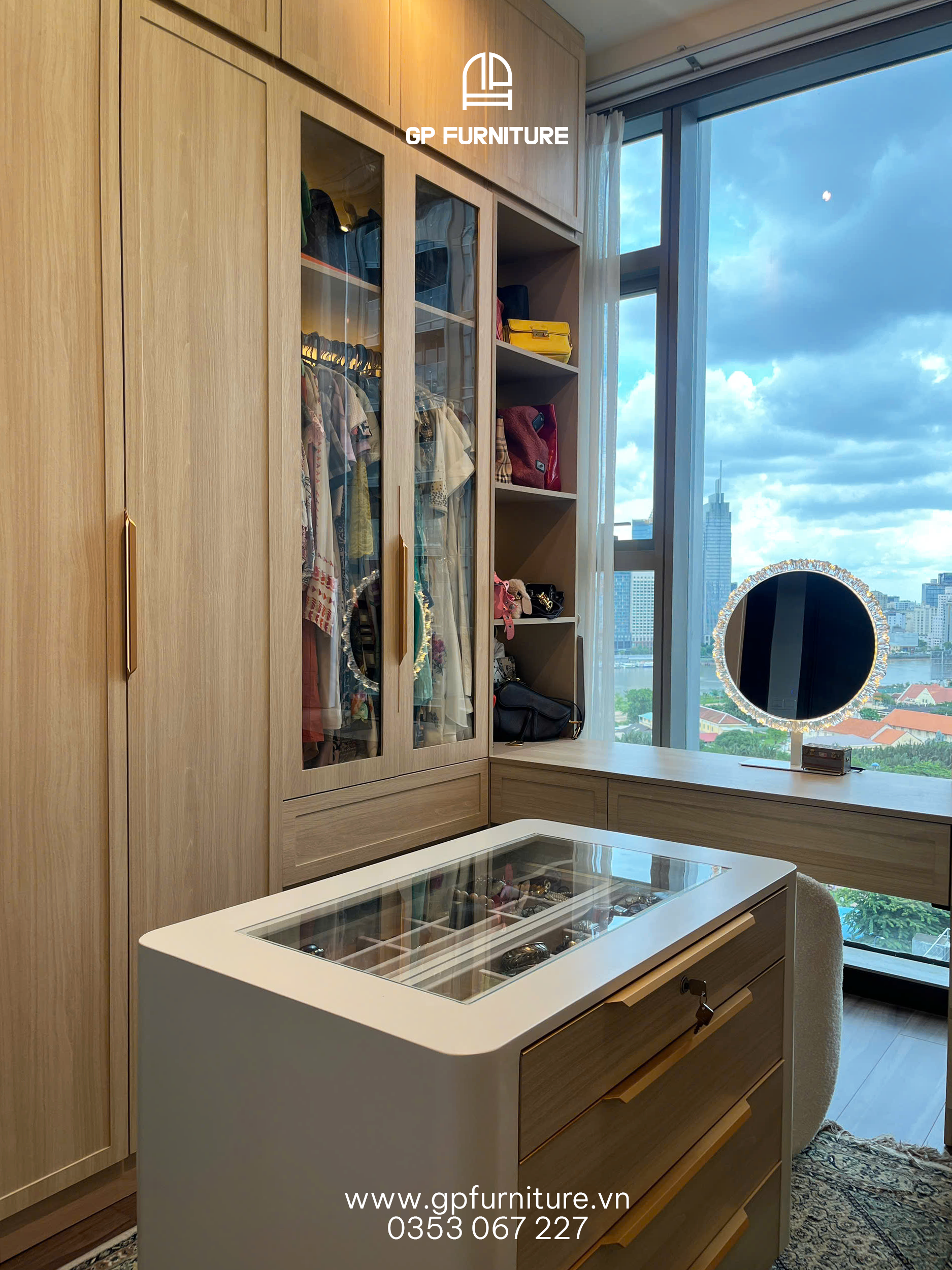 Z6819929403004_8ac1de1f9fa22fb24a2a69d36d8d6f13