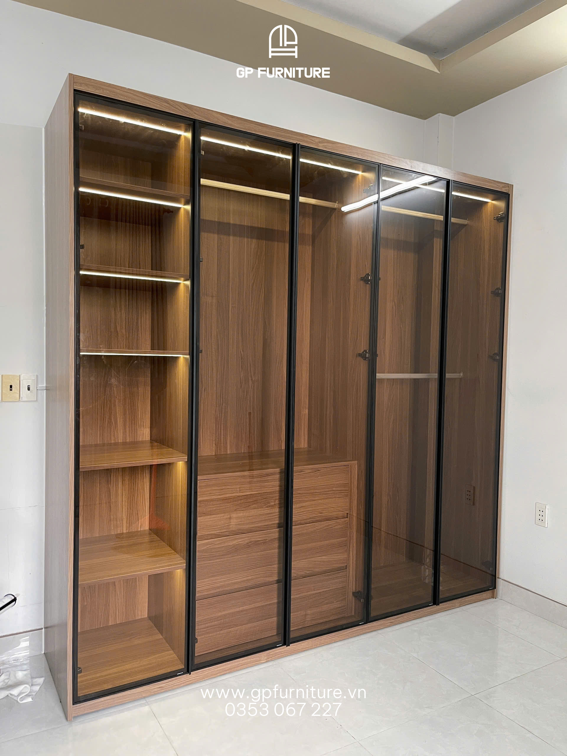 Z6948938526202_28e54746dc702f33807459431adaa7e7